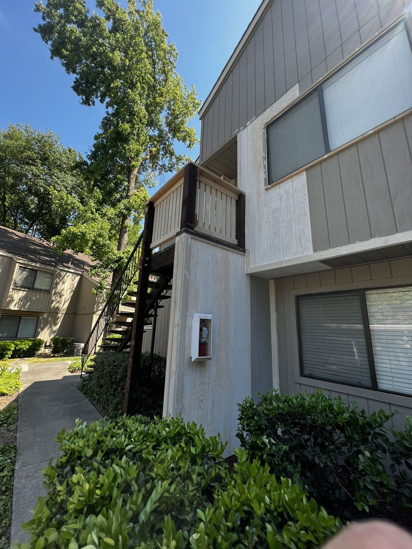 Apartment Siding and Deck Repair, Sacramento Photo