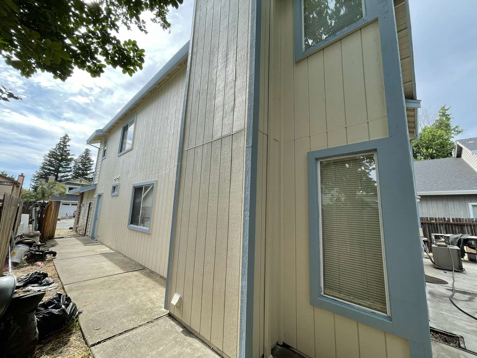 Exterior paint, and Siding Installation Photo