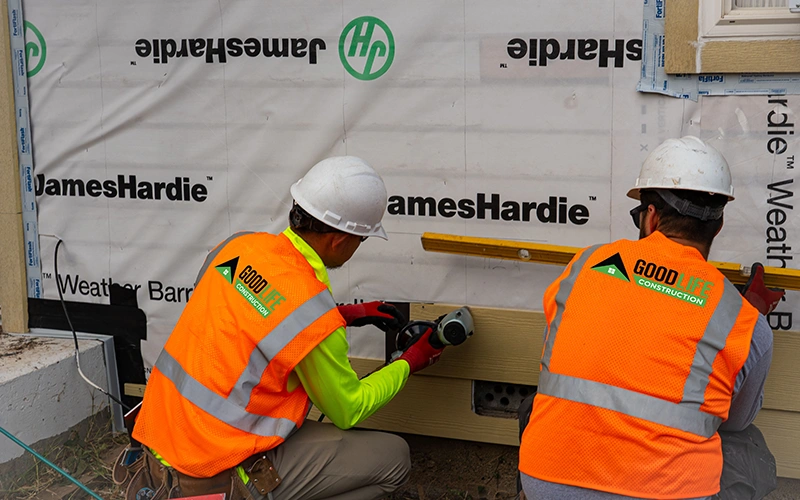 JamesHardie Siding nstallation in Sacramento by Good Life Construction
